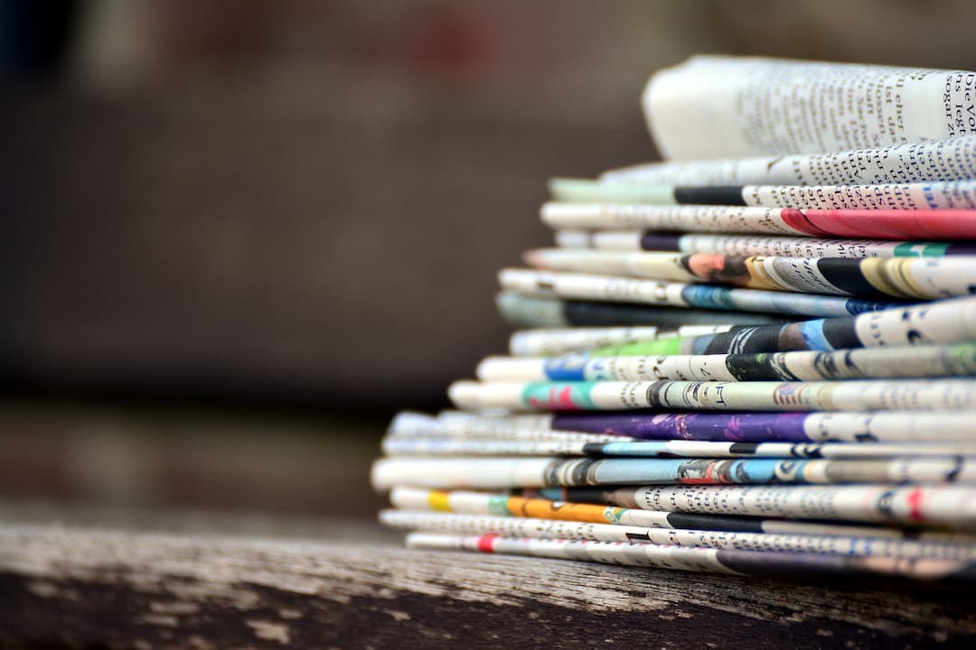 what are newsgroups